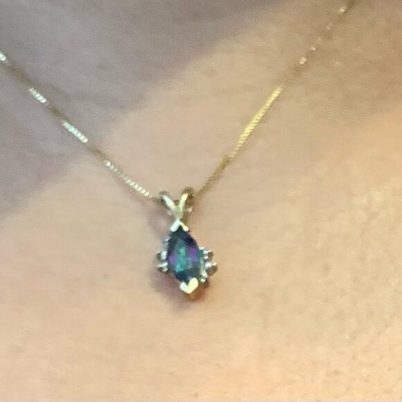 Jewelry - 14K Gold Petite Mystic Fire Pendant Necklace